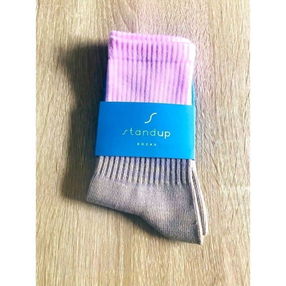 NEW … STANDUP “Fay” Crew Socks